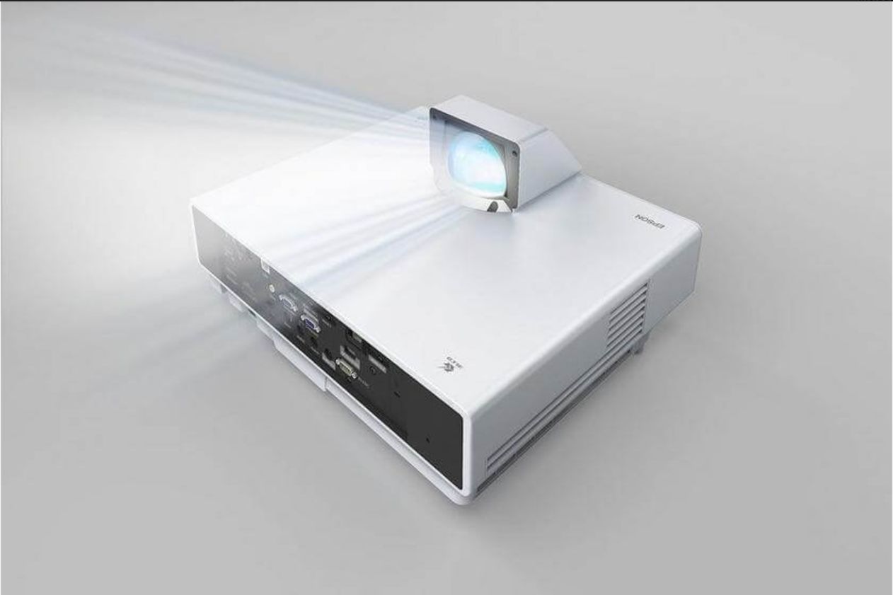 Videoprojector Epson EB-800F Full HD 5000 lumens ultra short throw — Proiecție
